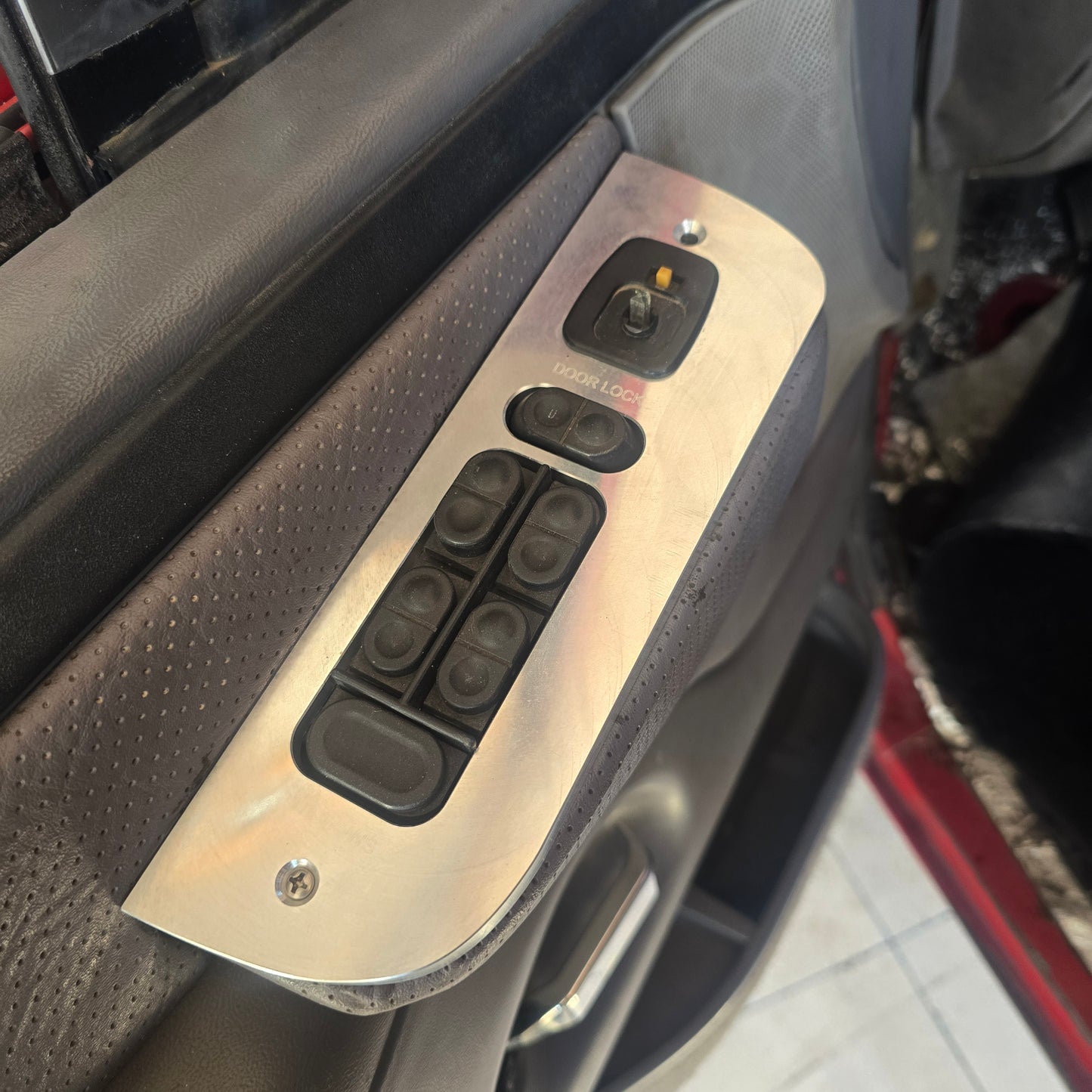 OBS Billet window switch bezel