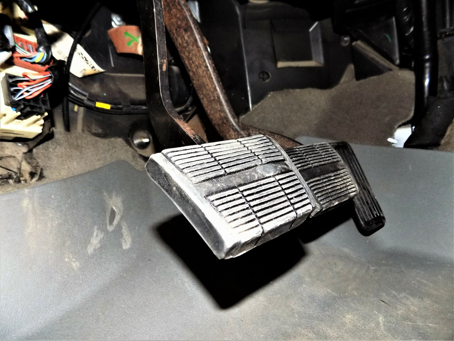 Metal Clutch Pedal for 2001-2006 ZF6 6 Speed Manual 6.6l Duramax 8.1l Chevy GMC